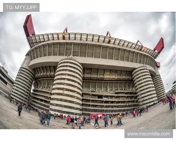 杰纳斯曝圣西罗内部设施简陋 更衣室狭小厕所条件差 杰纳斯曝圣西罗内部设施简陋 更衣室狭小厕所条件差