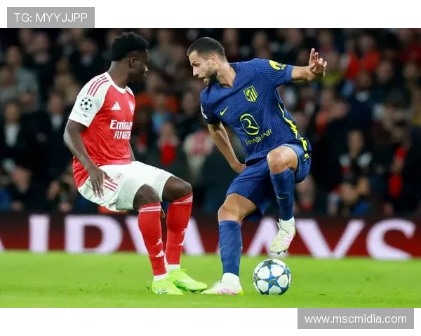 超过2500名马竞球迷随队远征伦敦助威欧冠客战阿森纳 超过2500名马竞球迷随队远征伦敦助威欧冠客战阿森纳